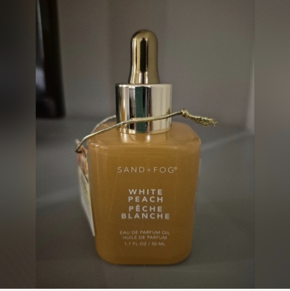 Sand + Fog White Peach